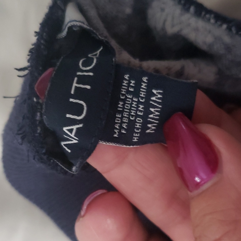 Nautica Blue Pajama shorts with snowflakes 3/$15 - Picture 3 of 4